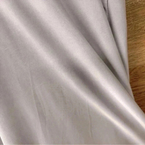 Lulus Front Split Cami with V Back NWT Size Small - Picture 6 of 9